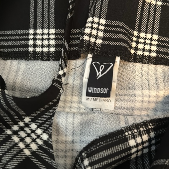 Windsor Plaid Skirt - Picture 2 of 2